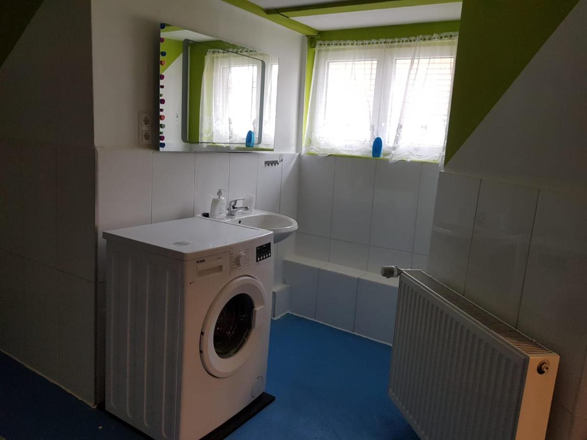 Lmi Haus & Urlaub Monteurwohnungen 2 Münsingen Kültér fotó